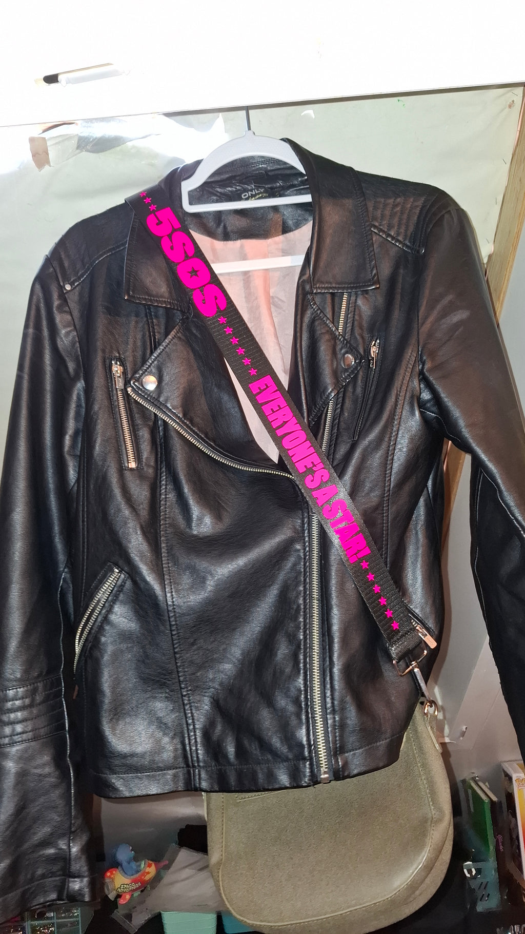 5 Seconds of Summer bag strap