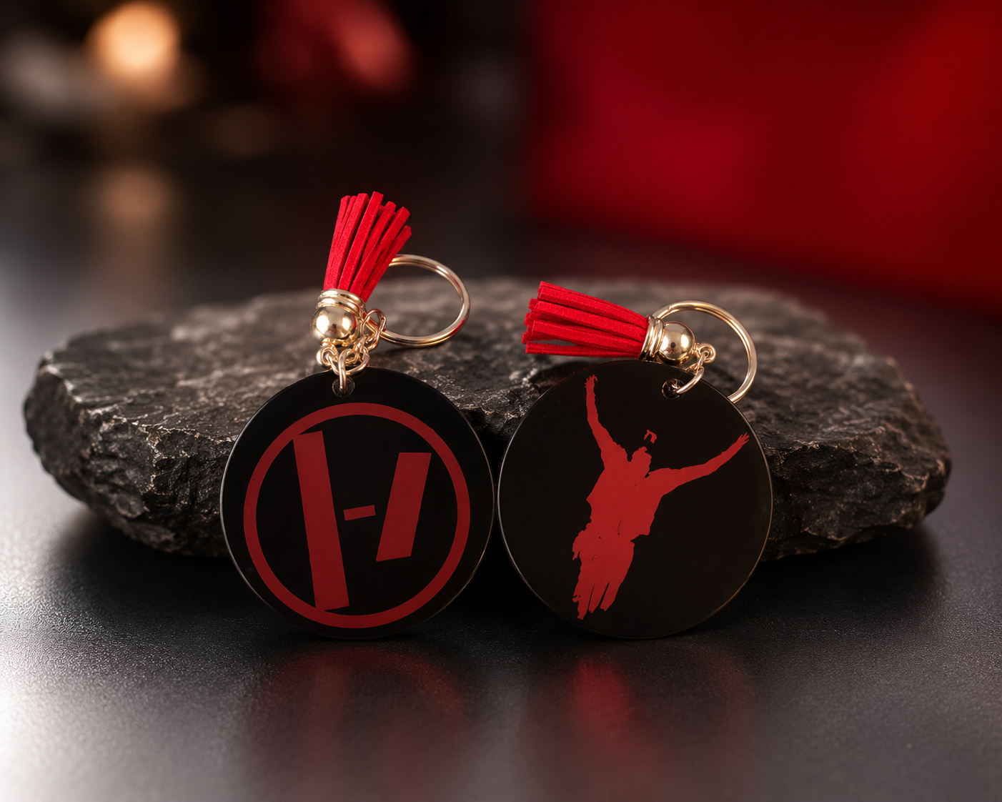 Twenty one pilots dragpath keychai