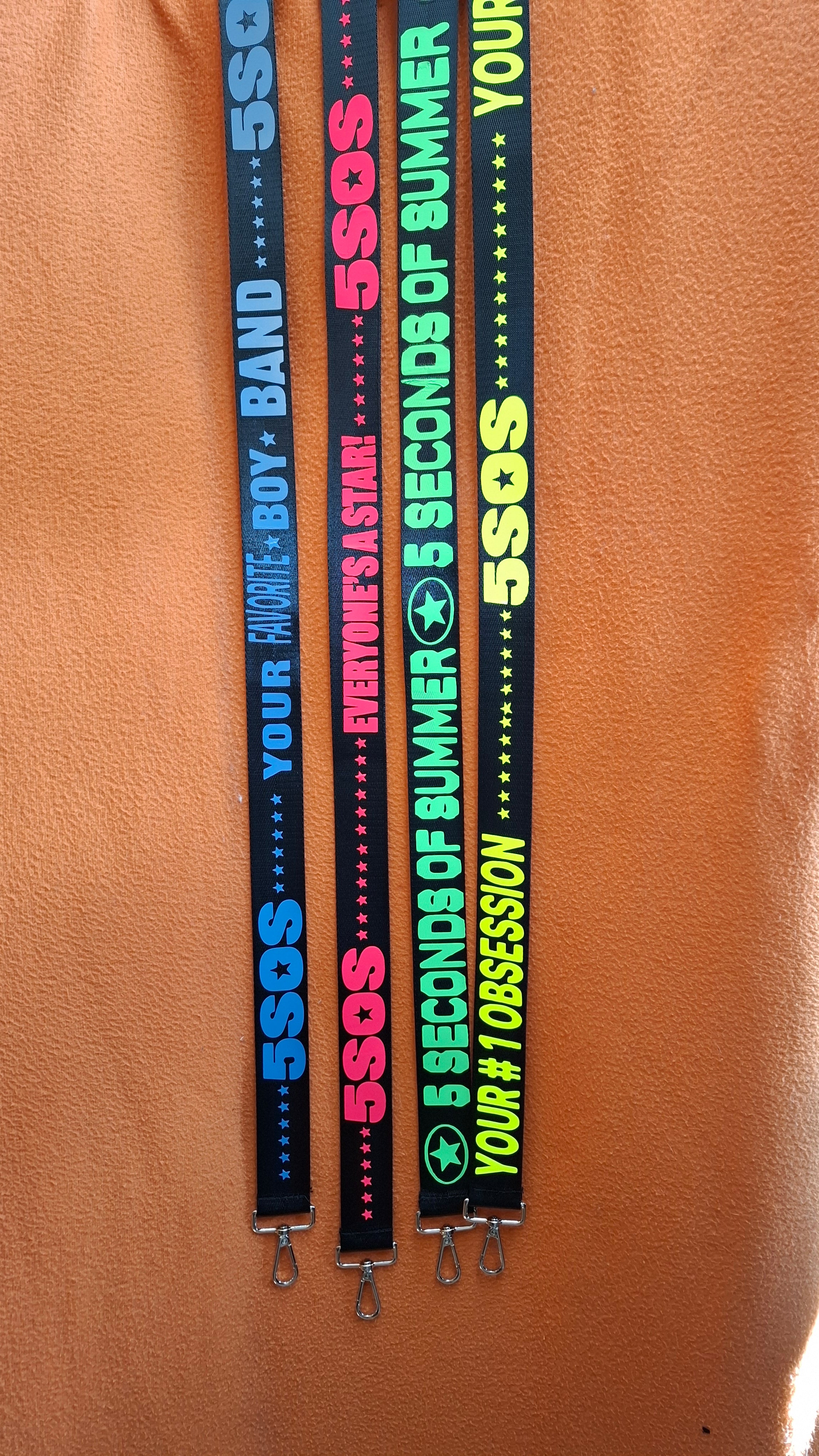 5 seconds of summer bagstrap Your favorite boy band